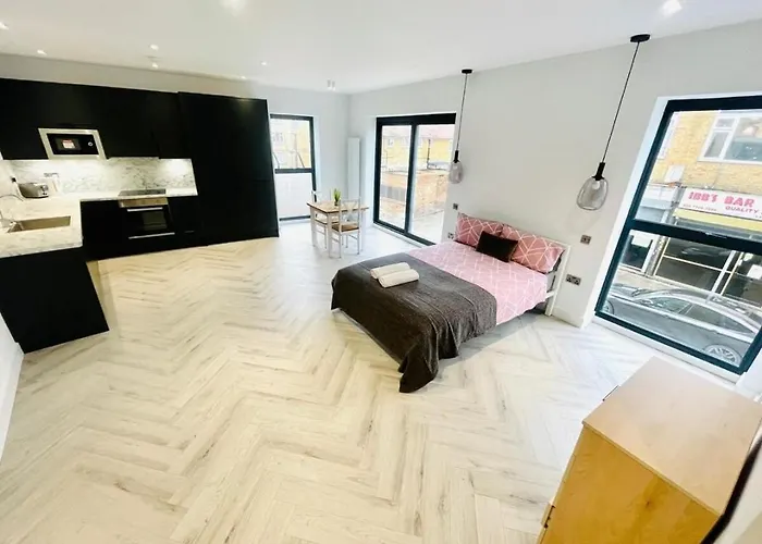 Best Location In London 20 Mins To Piccadilly Circus