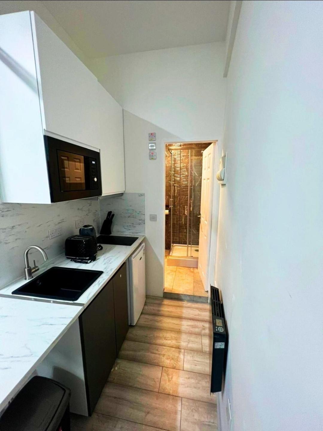 Location In 20 Mins To Piccadilly Circus Apartment *