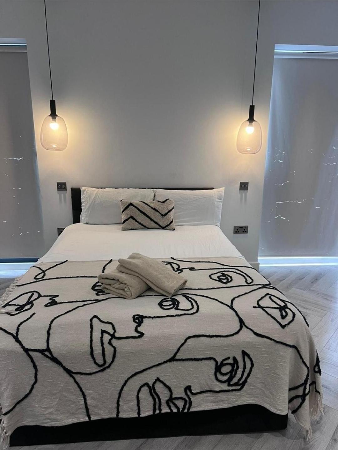 Apartment Location In 20 Mins To Piccadilly Circus *